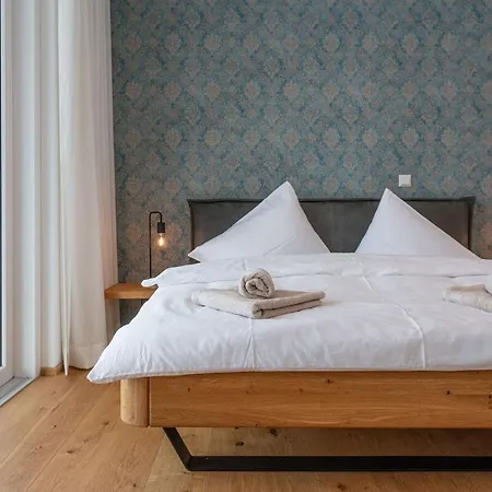 Seepanorama Am - Your Austrian Grundlsee